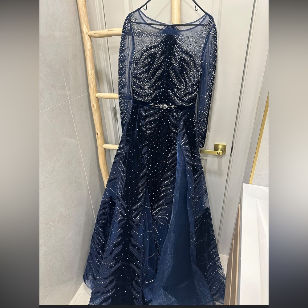 Serene Hill Navy Long Sleeve Gown - Picture 7 of 7